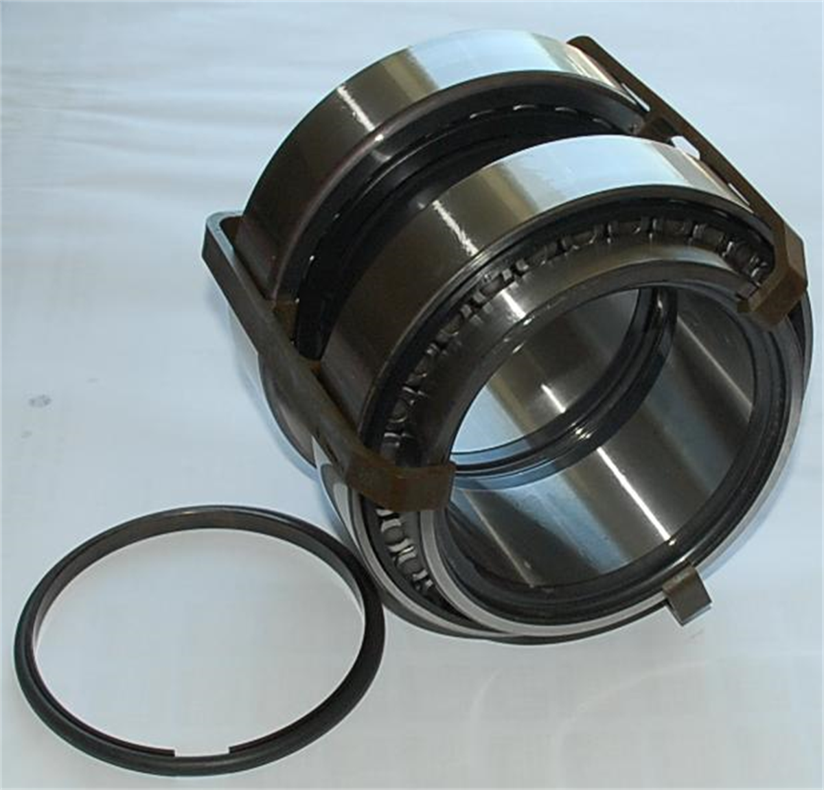 TEMSA SAFİR MERCEDES O345, MAN LION,TGA,TGM,TGX; NEOPLAN CITY,EURO,STARLINER; VOLVO 7700,8700 ARKA TEKER